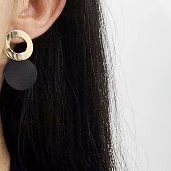 Double Circle Round Long Dangle Earring - Picture 7 of 7